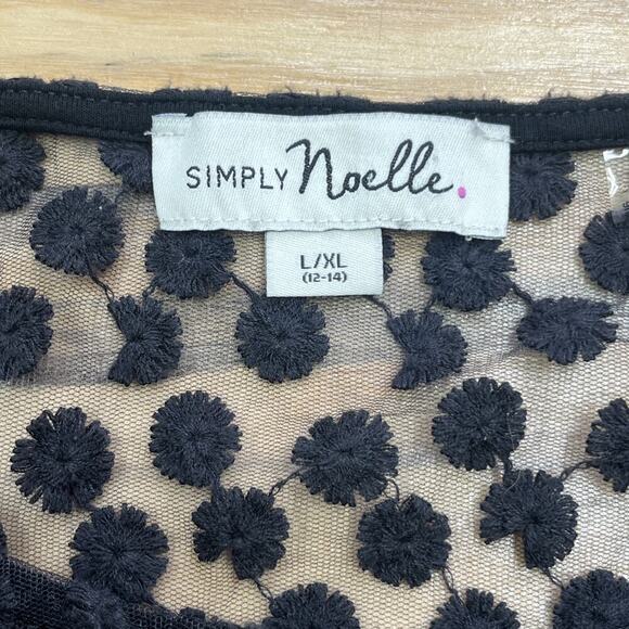 Simply Noelle Black Open Lace Crochet Bell Sleeves Size L/XL Whimsygoth Fairy - Picture 4 of 11